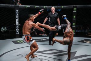 Adriano Moraes cartwheel1