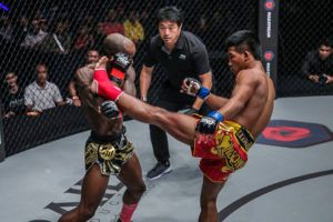 Rodtang Jitmuangnon kick