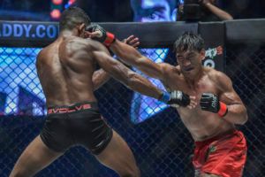 Eduard Folayang punch