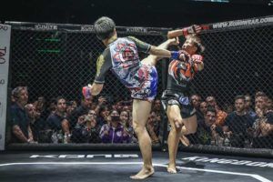 Suwanan Boonsorn head kick