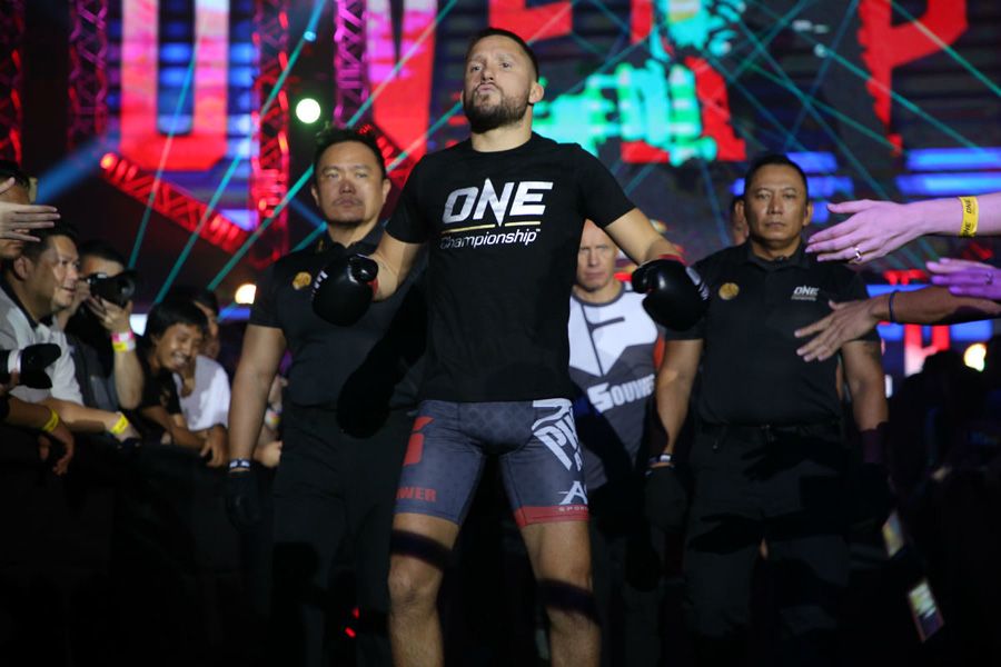 Andy Souwer promises to overwhelm Yodsaenklai | Asian MMA