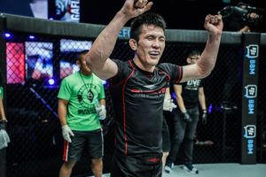 Shinya Aoki celebrate