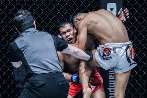 Pongsiri Mitsatit knee