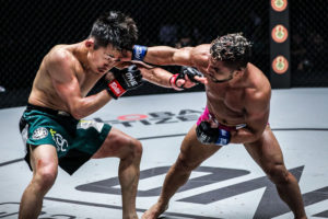 Gustavo Balart punches Tatsumitsu Wada at ONE: 'Roots of Honor' in Manila