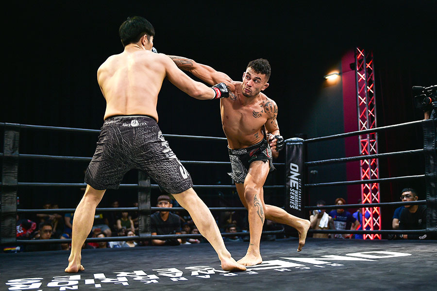 Byung Hee Lim stops Kieran Joblin at ONE Warrior Series 10 | Asian MMA