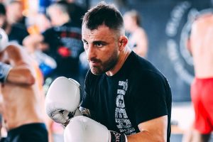 UFC featherweight champion Alexander Volkanovski training at Tiger Muay Thai in Phuket