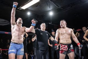 Stuart Austin beats Satoshi Ishii 300x200
