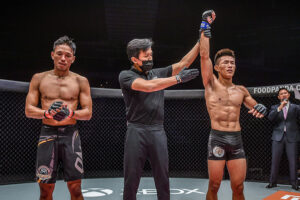 Tang Kai defeats Keanu Subba