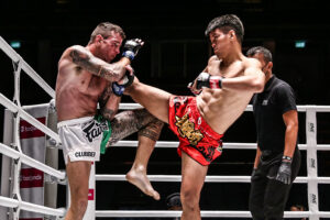 Pongsiri kicks Sean Clancy