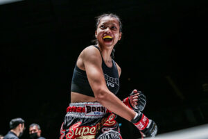 Supergirl JaroonsakMuaythai 300x200