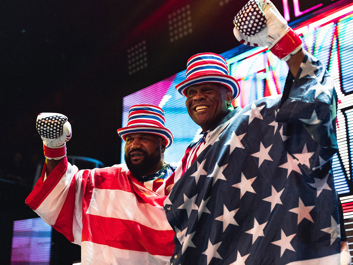 Watch Quentin Jackson and Bob Sapp brawl with angry referee! Asian MMA